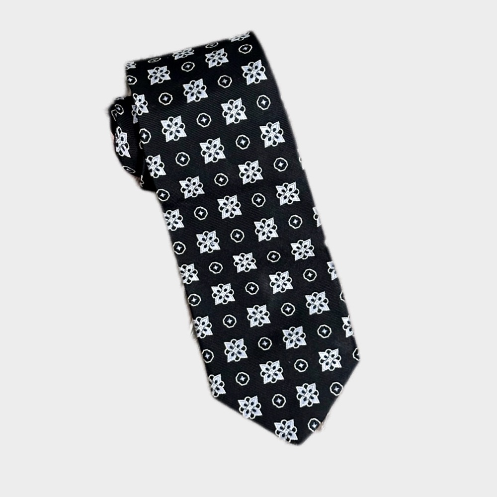 Royal Classic for Tom James Silk Geometric Tie Black Silver Tall  64”X 4”